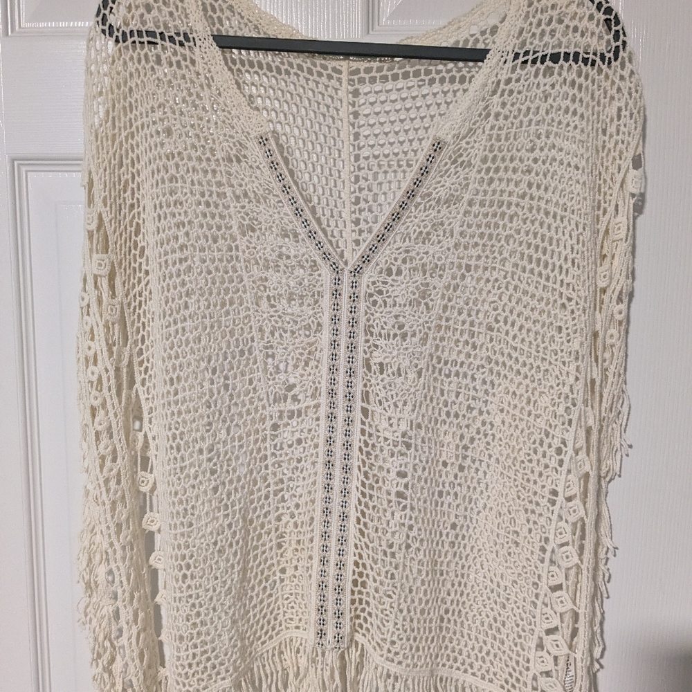 Maurices Boho Hippie Festival Crocheted Embroidered Fringe Medium Top Cream